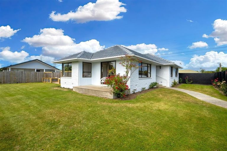 Photo of property in 32 Hornsby Street, Bishopdale, Christchurch, 8053