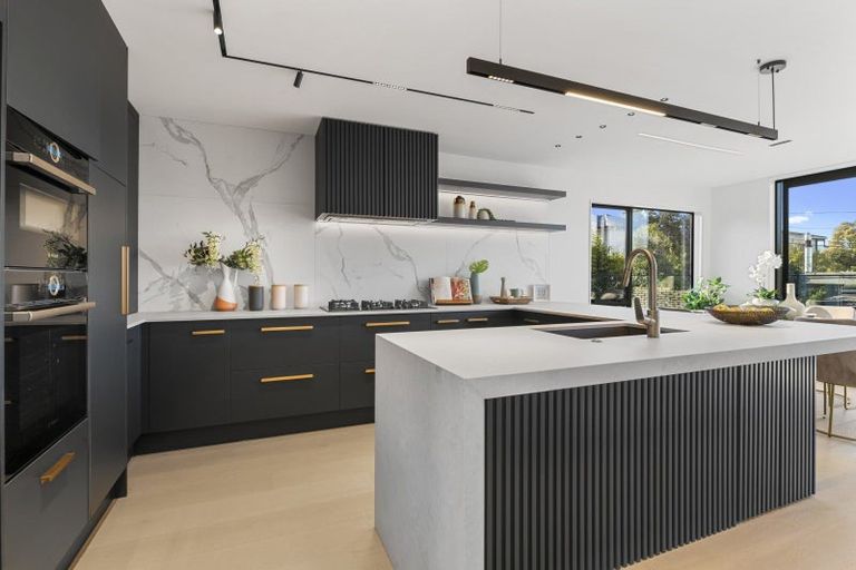 Photo of property in 47d Hastings Road, Mairangi Bay, Auckland, 0630