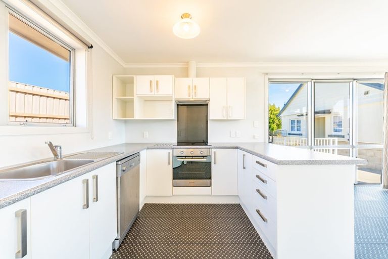 Photo of property in 77 Marston Road, Kensington, Timaru, 7910
