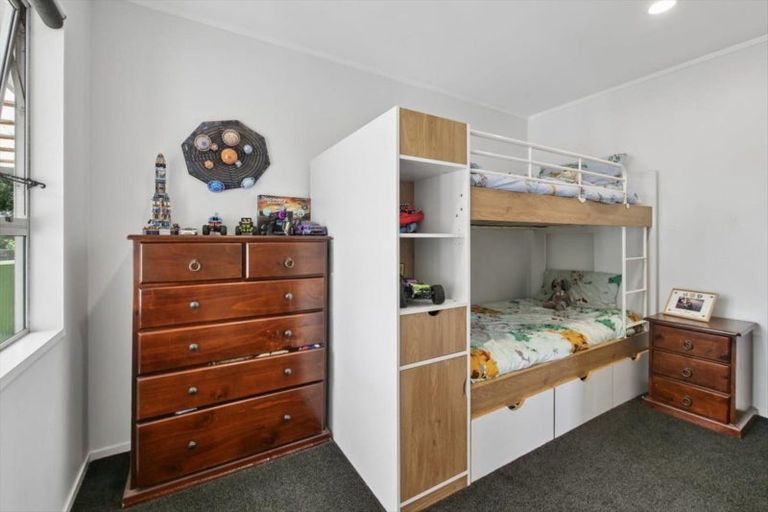 Photo of property in 12 Conifer Place, Te Puke, 3119