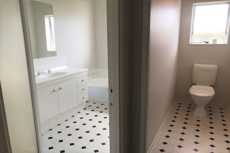 Photo of property in 54 Blake Boulevard, Papamoa Beach, Papamoa, 3118