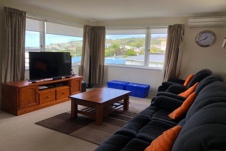 Photo of property in 10 Lomita Road, Johnsonville, Wellington, 6037