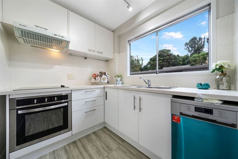 Photo of property in 5/42 Sheridan Drive, New Lynn, Auckland, 0600