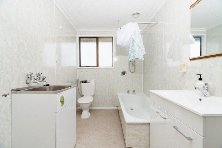 Photo of property in 90b Reid Road, South Dunedin, Dunedin, 9012