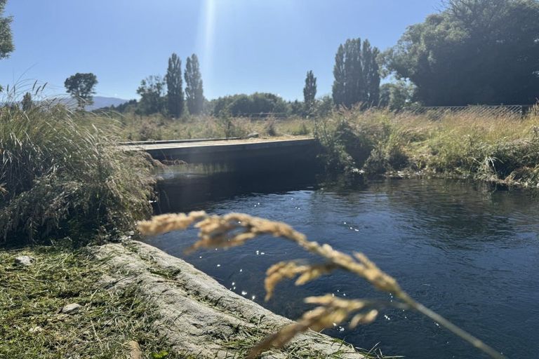 Photo of property in 43 Monteith Road, Albert Town, Wanaka, 9382