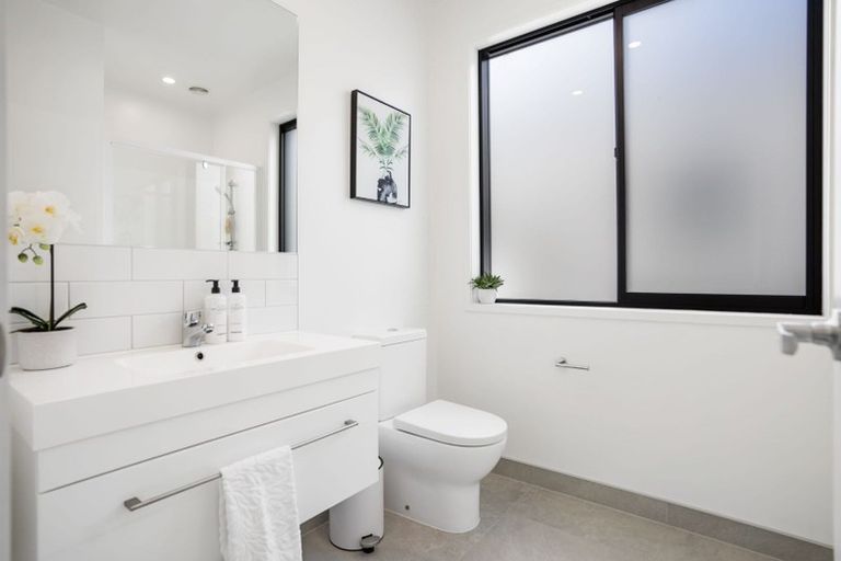 Photo of property in 1 Horomia Road, Karaka, Papakura, 2113