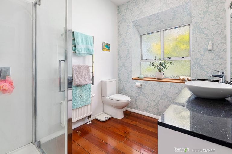 Photo of property in 234 The Parade, Island Bay, Wellington, 6023