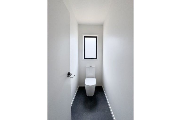 Photo of property in 30 Dunn Street, Lake Hawea, 9382