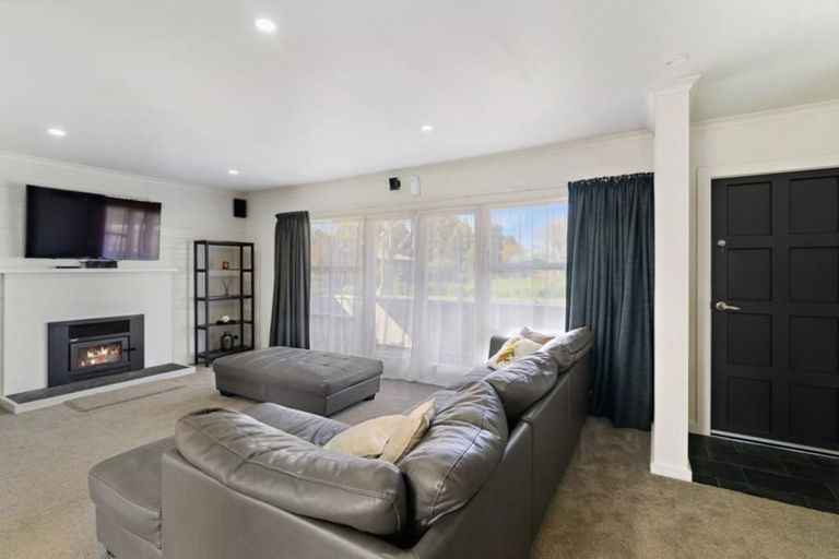 Photo of property in 8 Ngahu Street, Fairy Springs, Rotorua, 3015