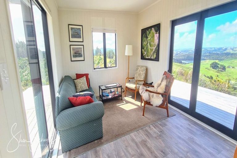 Photo of property in 872 Bickerstaffe Road, Maungaturoto, 0587