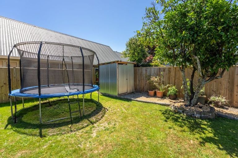 Photo of property in 7 Rimu Street, Waikanae, 5036