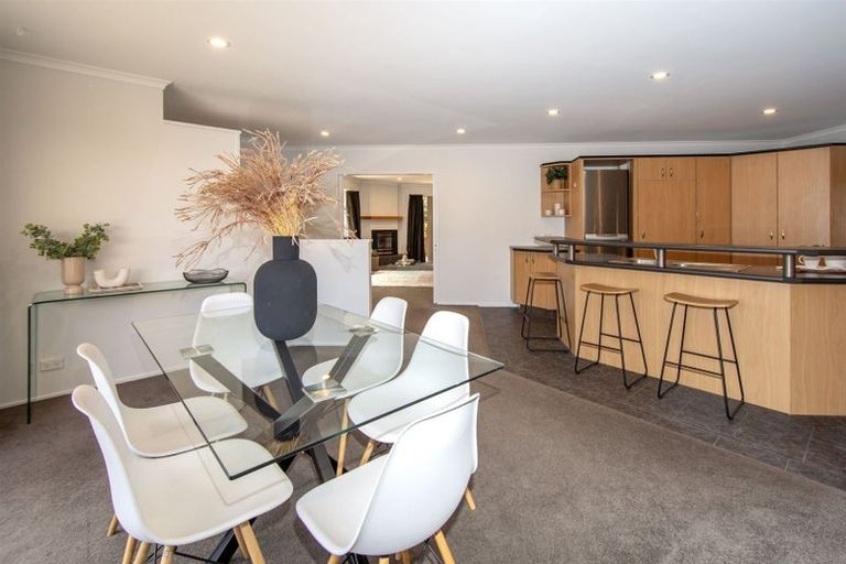 Photo of property in 71 Broadhaven Avenue, Parklands, Christchurch, 8083