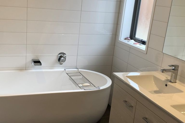 Photo of property in 84 Caldera Drive, Long Bay, Auckland, 0630