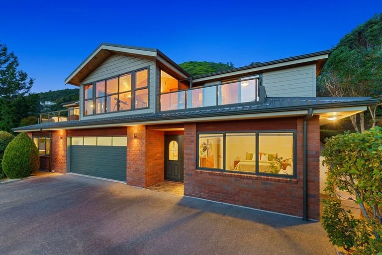 Photo of property in 53d Kotare Street, Waikanae, 5036