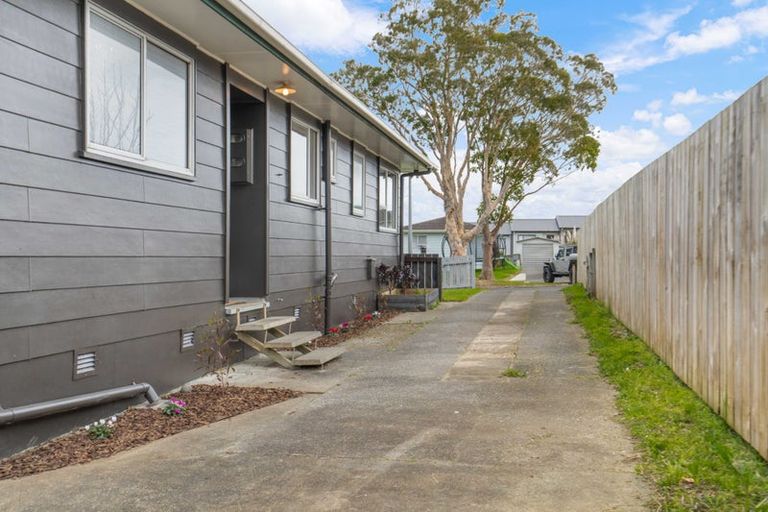 Photo of property in 10 Siska Place, Wattle Downs, Auckland, 2103