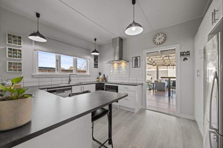 Photo of property in 410 Featherston Street, Palmerston North, 4414