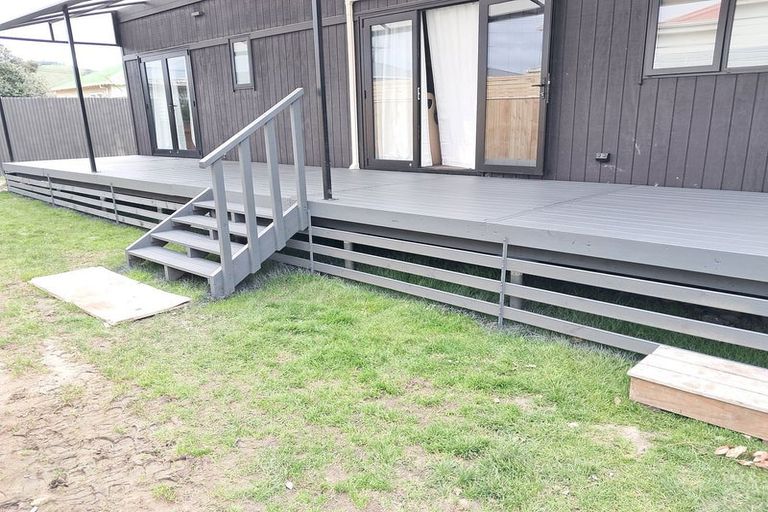 Photo of property in 81 De Lautour Road, Inner Kaiti, Gisborne, 4010