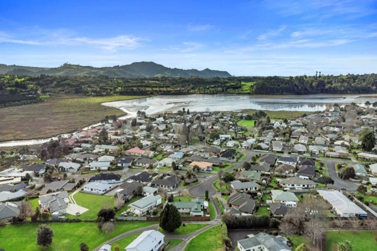 Photo of property in 10 Eastbank Drive, Katikati, 3129