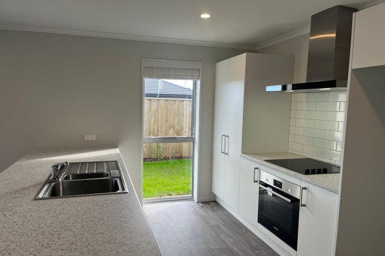 Photo of property in 90 Broadway Parade, Rolleston, 7615