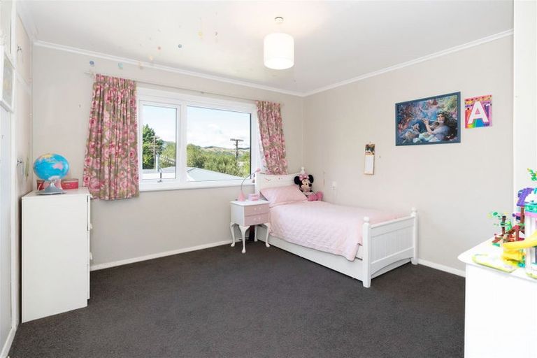 Photo of property in 11 Titoki Road, Raumati Beach, Paraparaumu, 5032