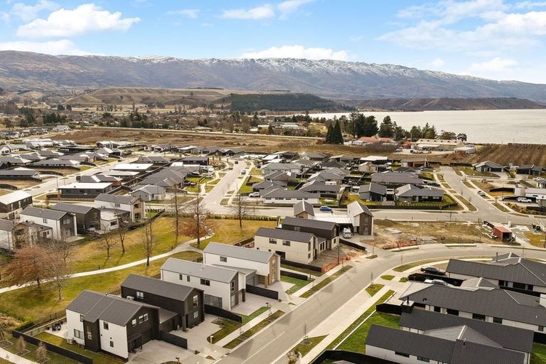 Photo of property in 30 Woods Crescent, Cromwell, 9310