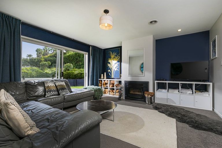 Photo of property in 60 Muriwai Road, Waimauku, 0812