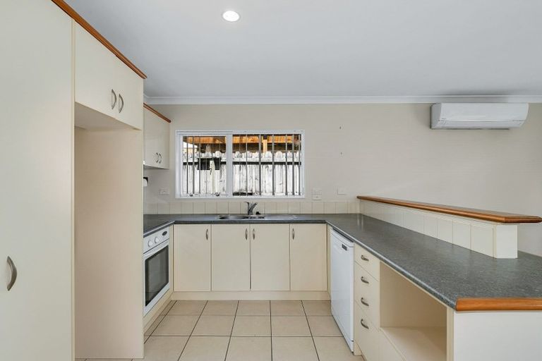 Photo of property in 165a Portage Road, New Lynn, Auckland, 0600