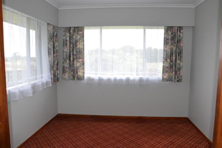 Photo of property in 3090 Mountain Road, Midhirst, Stratford, 4394