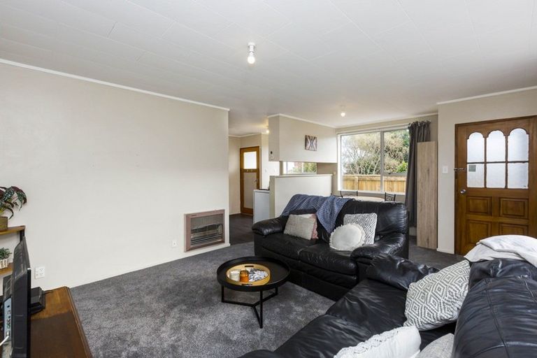 Photo of property in 4/16 Riverbank Street, Ebdentown, Upper Hutt, 5018