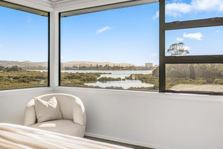 Photo of property in 8 Miran Lane, Red Beach, 0932