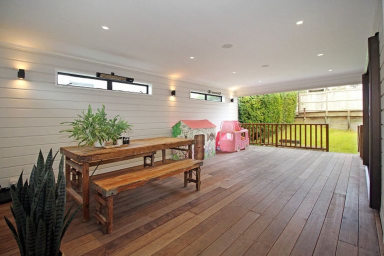 Photo of property in 2/30 Corunna Road, Milford, Auckland, 0620