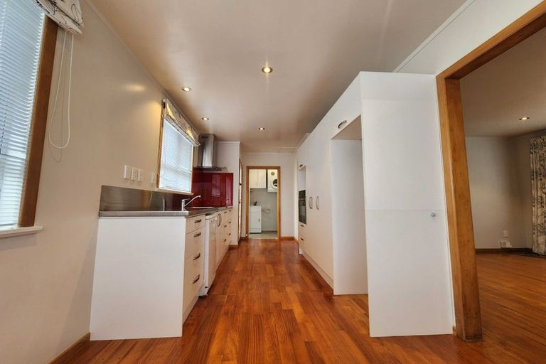 Photo of property in 11 Hamurana Place, Te Atatu Peninsula, Auckland, 0610