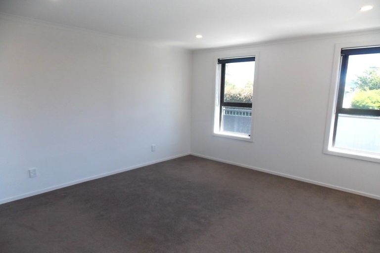 Photo of property in 64 Golders Road, Elderslea, Upper Hutt, 5018