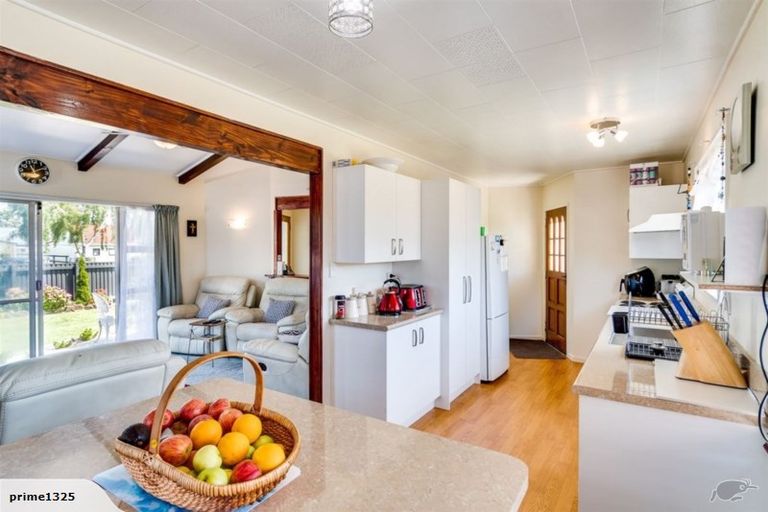 Photo of property in 65 York Avenue, Tamatea, Napier, 4112