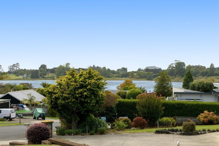 Photo of property in 2 Lindoch Avenue, Te Puna, Tauranga, 3174