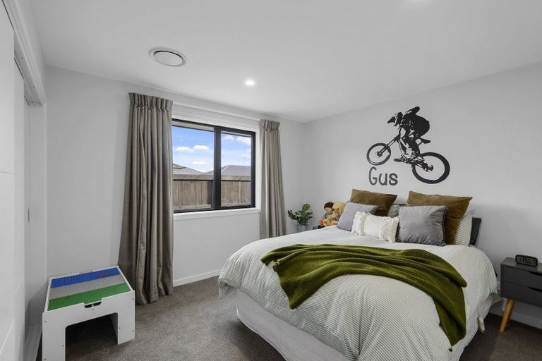 Photo of property in 13 Kelburn Place, Tinwald, Ashburton, 7700