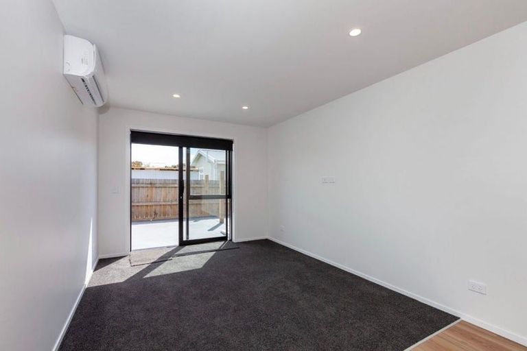 Photo of property in 28a Sussex Street, Levin, 5510