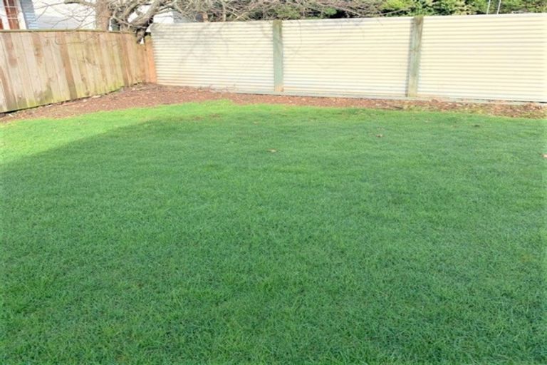 Photo of property in 8 Maire Street, Levin, 5510