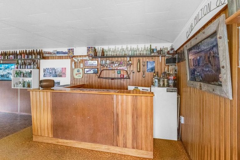 Photo of property in 2 Milton Street, Gore, 9710