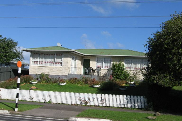 Photo of property in 223 Bairds Road, Otara, Auckland, 2023