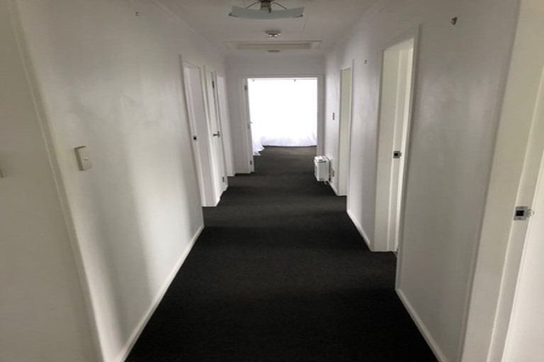 Photo of property in 87 Spinnaker Drive, Whitby, Porirua, 5024