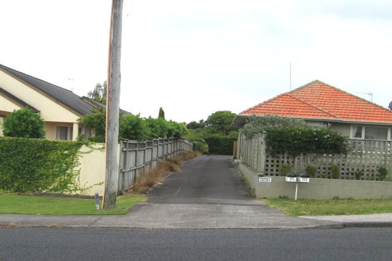 Photo of property in 3/29 Gordon Avenue, Forrest Hill, Auckland, 0620