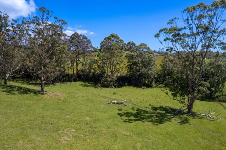 Photo of property in 111 Magnolia Tree Way, Kerikeri, 0294