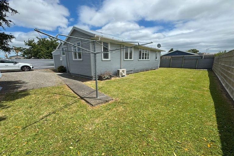 Photo of property in 8a Fairs Road, Milson, Palmerston North, 4414
