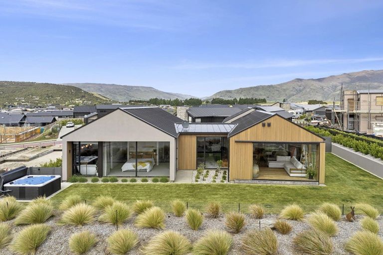 Photo of property in Northlake, 34 Bonspiel Road, Wanaka, 9305