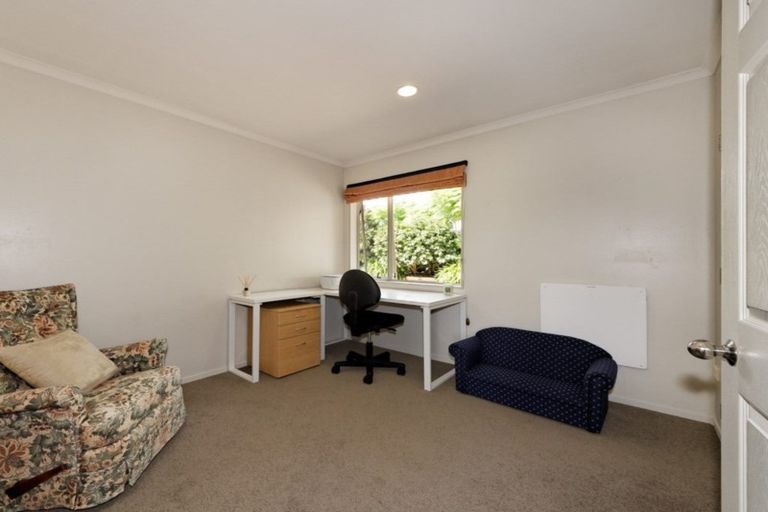 Photo of property in 22 Starlight Cove, Hobsonville, Auckland, 0618