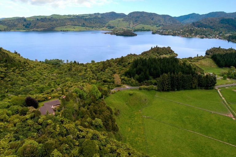 Photo of property in 231 Millar Road, Lake Okareka, Rotorua, 3076