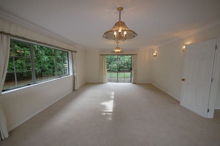 Photo of property in 15 Gellert Road, Karaka, Papakura, 2580