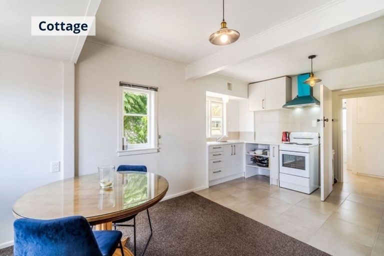 Photo of property in 19 Chivalry Road, Glenfield, Auckland, 0629