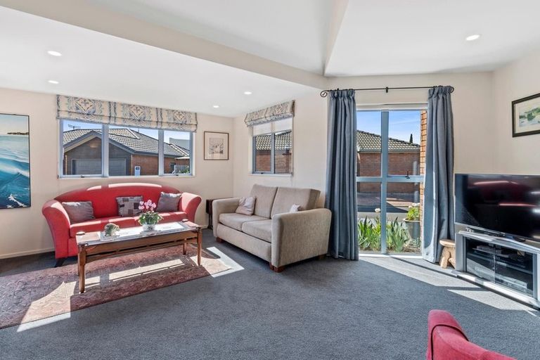 Photo of property in 11 Highgrove Way, The Wood, Nelson, 7010